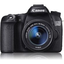 CANON EOS 70D + Objetivo EF-S 18-55 mm f/3,5-5,…