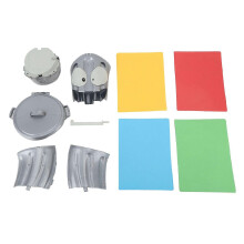 Panier de basket-ball en plastique gris transformé en poubelle : un jeu d'intérieur amusant pour les tout-petits (sans piles).