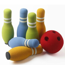 Kids Indoor Outdoor Bowling Set for Boys and Girls Banmo