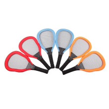 Juego de juguetes deportivos: 1 raqueta de tenis y 2 raquetas de bádminton para jugar al aire libre.