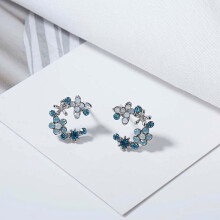 Cercei coreeni drăguți, colorați, cu coroană mică, cu model floral, cercei Stud, EZ21