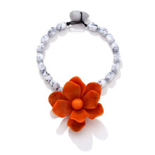 Nep-stijl kralenketting met driedimensionale grote bloem, handgeweven harsbloem voor dames