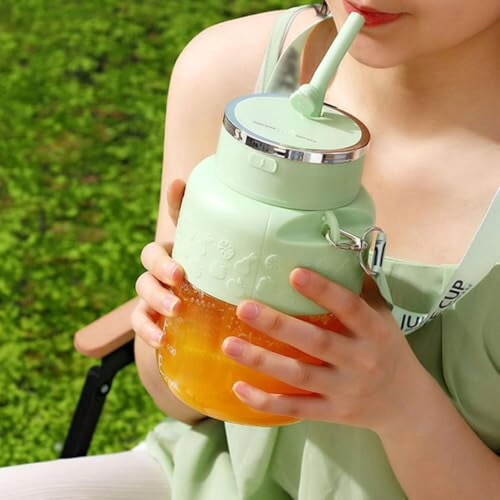 Blendgo 800 Portable Blender 28 oz Cordless Handheld Juicer 1