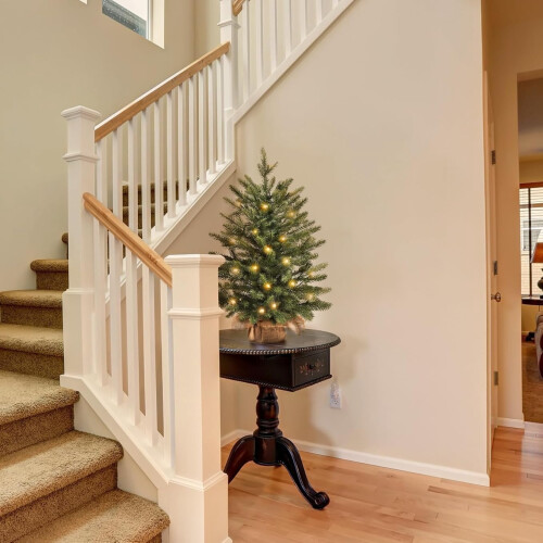 Pre-Lit Green Artificial Christmas Tree Flame Retardant 2