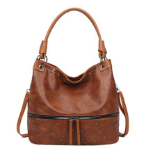 Borsa a Secchiello Donna con Borchie in Pelle Sintetica Vegan, Grande Capacità, Tracolla Regolabile e Chiusura con Coulisse, Colore Marrone