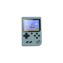 Console portátil de videogame retrô com 500 jogos clássicos integrados.