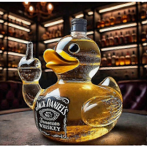 Einzigartiger Weindekanter mit abgenutztem Whiskyflaschen-Design 2