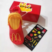 (Style 2) Crocs Mcdonald Mini Keychain Happy Meal Toys Completed Decoration Pendant Gift