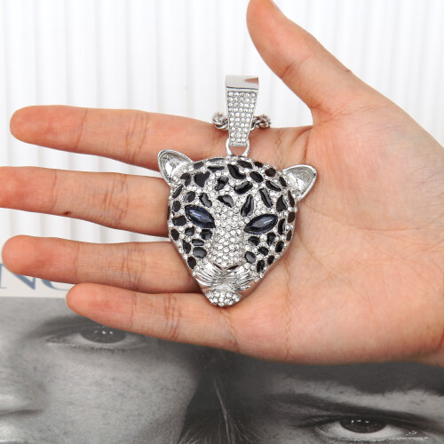 Leopard Pendant Necklace Blue Eyes Full Zircon 1