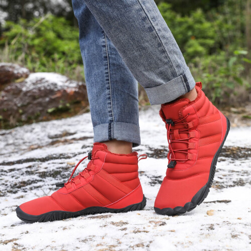Women's Snow Boots Red Size 7.5 2