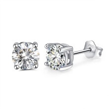 S925 Sterling Silver Round Moissanite Stud Earrings