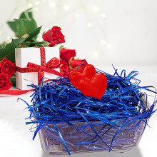 Garniture pour panier de Saint-Valentin : 100 g de raphia doré soyeux