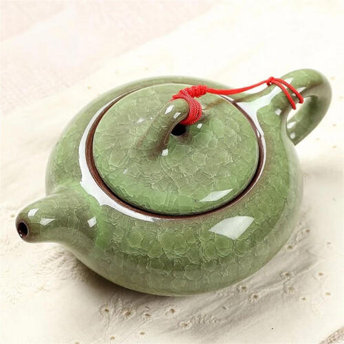 Chinese Red Teapot with Ice Crack Glaze Design