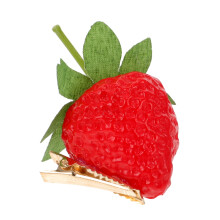 Strawberry-shaped plastic hair clip red 1 pack