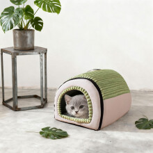 Small Indoor Dog House with Washable Pet Mat for Cats and