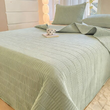Quilted Throw Blanket Green Cotton Filled 59x90 inch