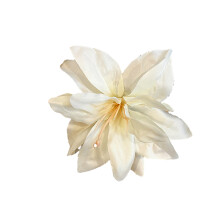 Xinwanna Imitation Flower Hair Clip Milky White