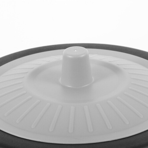 Plastic Urinal Pot for Bedside Use with Odor Prevention 1 2