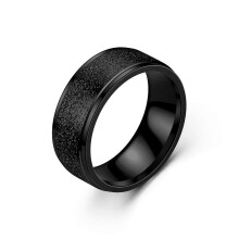 Anello di coppia con finitura satinata, misura regolabile.