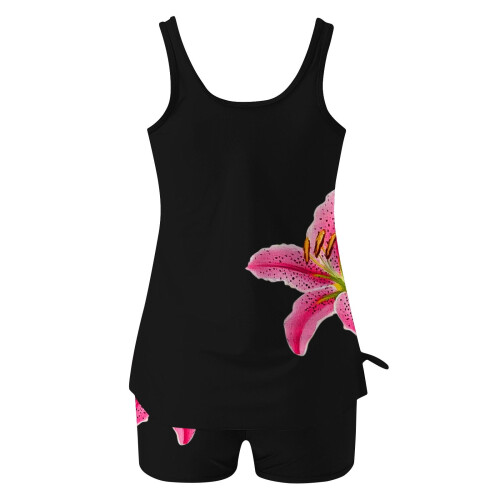 Costume da bagno da donna a due pezzi, sobrio e con imbottitura integrata. 2