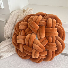 Round Knot Pillow Chunky Knit 13.8 Inch Caramel