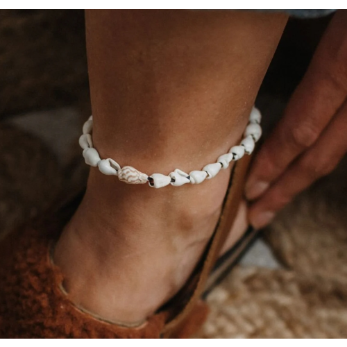 Women's Rustic Ocean Turtle Wood Bead Anklet 1
