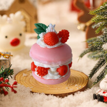 Christmas Cake-Shaped Scented Candle Pink