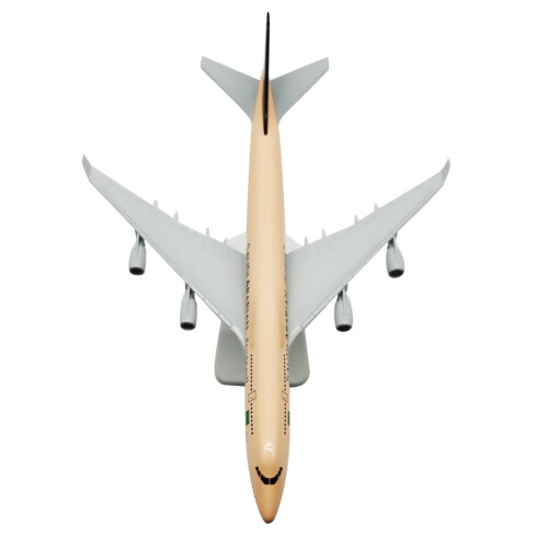 SAUDI ARABIAN B747 Airplane Model Retro Elegant 20CM 1