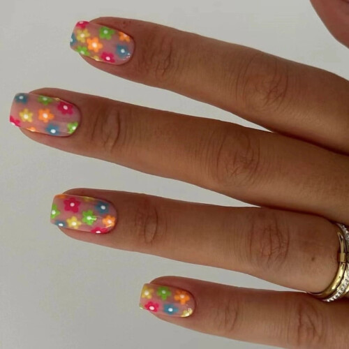 Square Press-On Nail Flowers 24pcs, 12 Sizes 2