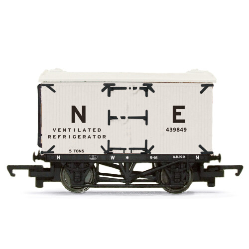 Hornby Hornby R60350 RailRoad Refrigerator Wagon