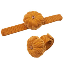 Pumpkin-shaped corduroy wrist pin cushion, 1 piece