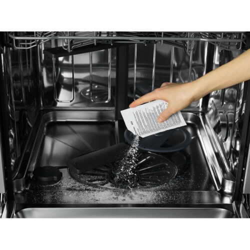 Electrolux Decalcificante e sgrassante - 3 in 1 (12pz) ELECTROLUX M2GCP121 2