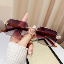 (Gradient Gray)Minimalist Polygon Sunglasses With Tinted Lenses And Uv Protection For Use Daily