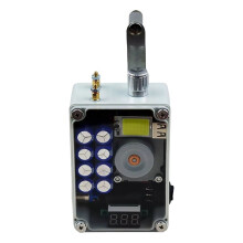 8-Capacitor Hand Generator USB Charging Camping Outdoor Emergency Tool Cranked for 2 Minutes, Can Lgnite 40-50 Times