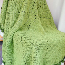 Crochet Rose Bouquet Blanket 43 inch White