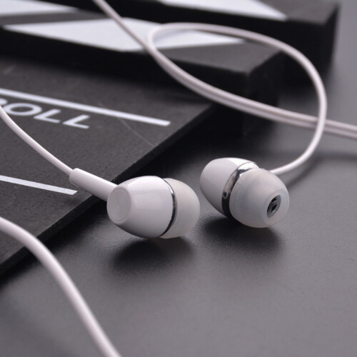 Wired Stereo Earphones with Microphone and Noise Isolation, 1