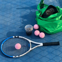 24St Pack Rosa Tennisbollar Slitstarka Elastiska Träningsbollar 66mm Damer Nybörjare Tränings Tennisboll för Klubb