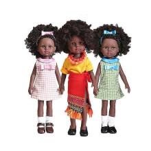14,5 inch realistische Afro-Amerikaanse siliconen babypop in stijlvolle blauwe geruite jurk