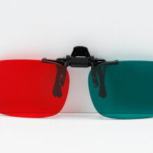 Red Blue 3D Clip-On Glasses for TV Cinema DVD Home Viewing