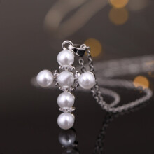 Cross Pendant Necklace for Women with Zircon
