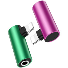 iPhone Headphone Adapter Right-Angle 3.5mm Female Aux
