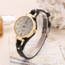 (Black) Ladies Leather Dial Watch With Quartz Engine And Decorative Design For Casual Wear