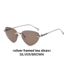(Silver Tea)Óculos de sol minimalista olho de gato com armação de metal e lentes de PC para looks chiques verão