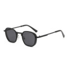 (BlackFrameGray)Vintage eckige Sonnenbrille für Männer und Frauen mit UV400-Schutz und Metallgestell perfekt für Outdoor-Aktivitäten