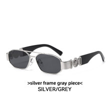 (Silver Black Gray)Moderne quadratische Sonnenbrille mit leichtem Gestell für Reise- und Bühnenauftritte