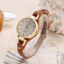 (Brown) Ladies Leather Dial Watch With Quartz Engine And Decorative Design For Casual Wear