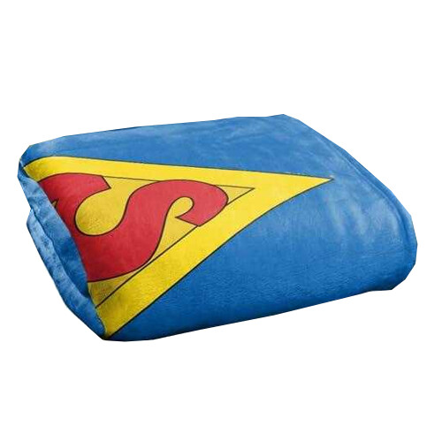 Superman (152cm x 127cm, Multicoloured) Superman 1938 Shield Blanket 1