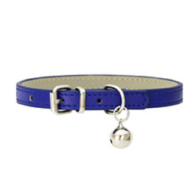 Collier en cuir PU pour animaux - Phoesky - Cloche en satin - Bleu foncé - 1.5cm x 37cm - Circonférence du cou 26cm-34cm