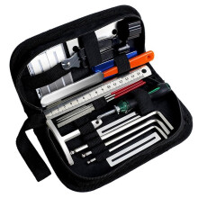 Kit di Strumenti per Chitarra da 28 Pezzi, Kit di Manutenzione per Chitarra con Borsa da Trasporto, Kit di Riparazione per Chitarra Acustica Elettrica