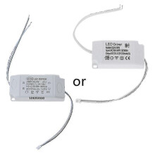 Robuster LED-Treiber 220V 24-36W Beleuchtungstransformator LED-Streifen-Leistungstransformator